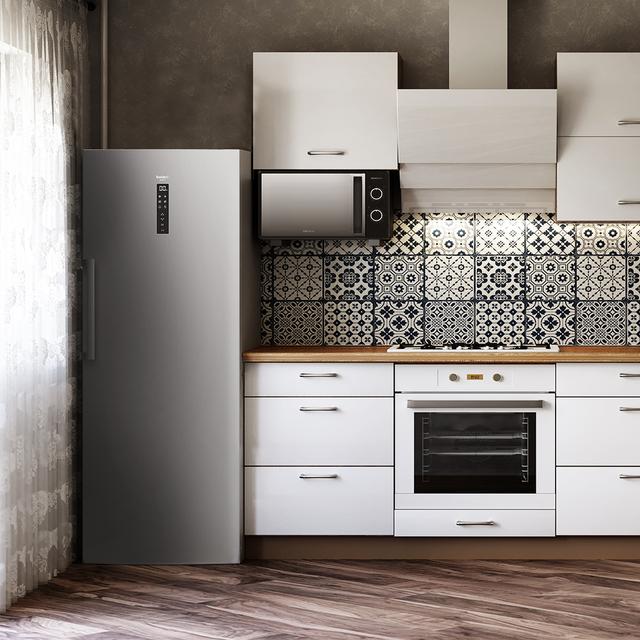 Cecotec Bolero CoolMarket UF 380 inox Congelador vertical convertible a frigorífico con capacidad de 380 Litros 185.5cm de alto y 71cm de ancho compresor inverter de bajo consumo display en puerta acabado inox NoFrost clase ene En oferta