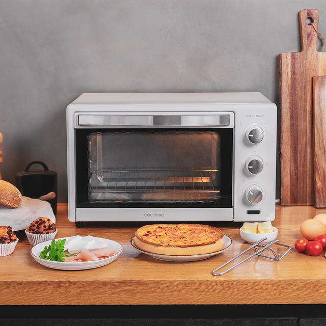 Cecotec Bake&Toast 2400 White. Horno de Sobremesa Tostador 24 L de 1500 W 3 Modos de Calor Temporizador Temperatura regulable Puerta de Doble Cristal y Acabados en Acero Inox Horno de sobremesa Superdescuento