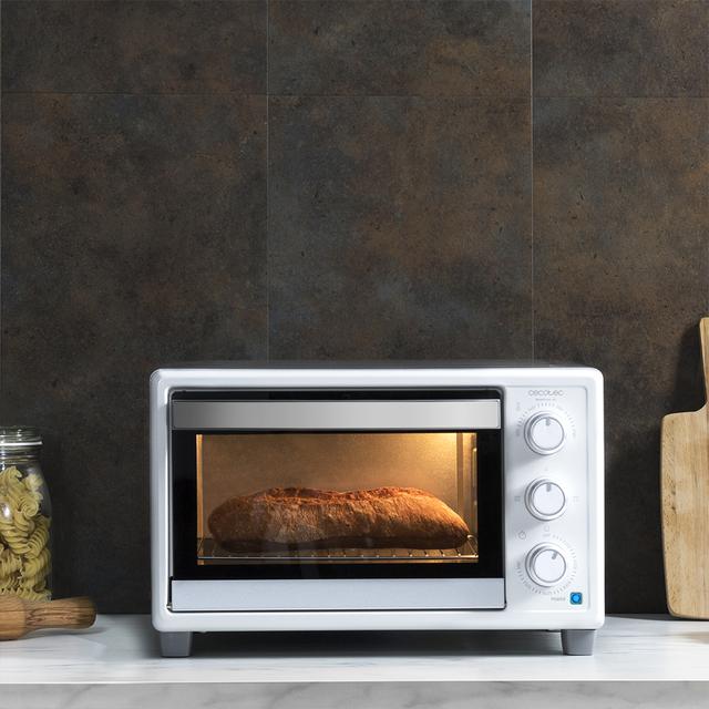 Cecotec Bake&Toast 590. Horno Sobremesa de 1500 W Capacidad de 23 litros Temperatura hasta 230ºC Temporizador hasta 60 Minutos 3 Modos de cocción Incluye Bandeja Recogemigas Horno tostador 23 litros Oferta exclusiva