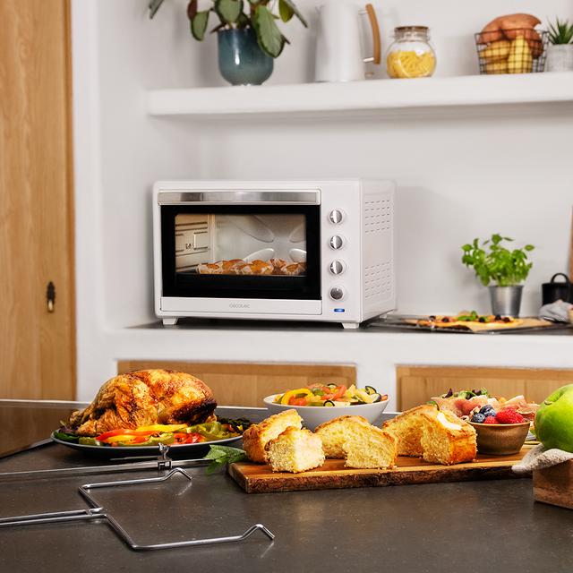 Cecotec Bake&Toast 6000 White Gyro. Horno de Sobremesa de Convección de 2000 W Capacidad 60 L 12 Funciones Combinables Rustidor Giratorio Puerta de Doble Cristal Acero Lacado Blanco Horno sobremesa Descuento por venta flash