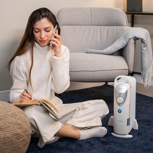 Cecotec ReadyWarm 500 Space White Radiador Eléctrico de Aceite con 5 Módulos Bajo Consumo 500 W Sistema de Seguridad 10 m2 Radiador Eléctrico de Aceite  Último día