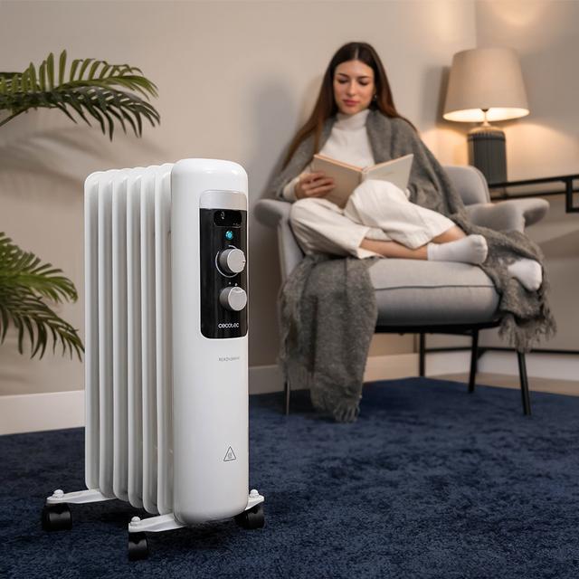 Cecotec ReadyWarm 750 Space White. Radiador Eléctrico de Aceite con 7 Módulos Bajo Consumo 1500 W 3 Niveles de potencia Sistema de Seguridad Ruedas 15 m2 Radiador Eléctrico de Aceite  Superdescuento
