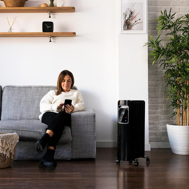 Cecotec ReadyWarm 7000 Touch Connected Black De 7 Elementos Con 1500 W Control Por Wi-Fi Pantalla Lcd Control Táctil 3 Modos Temporizador Máximo Confort Y Seguridad. Radiador de aceite de 7 elementos Precio ultrabajo