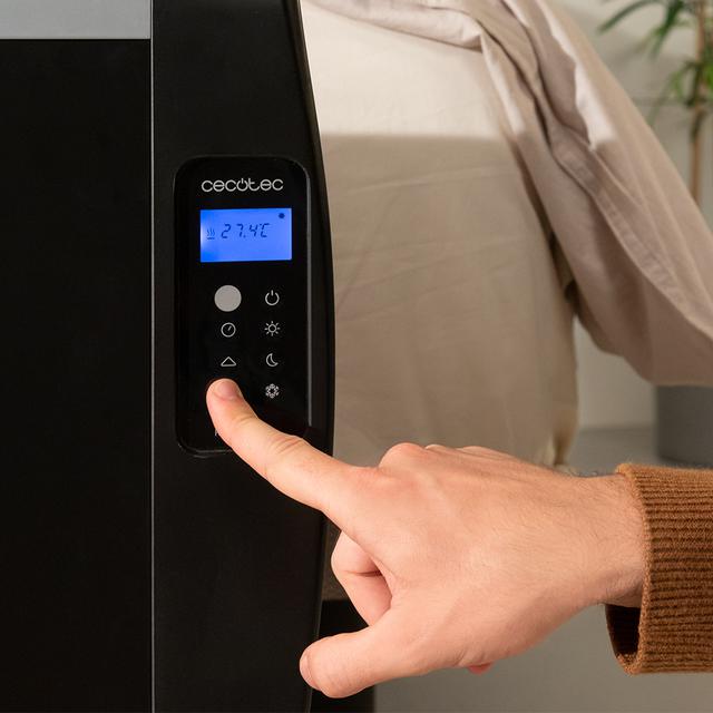 Cecotec ReadyWarm 800 Thermal Black Emisor térmico con 4 elementos y 600 W pantalla LCD mando a distancia temporizador programable selección de temperatura cobertura de 8 m² y máxima seguridad. Emisor térmico Solo hoy