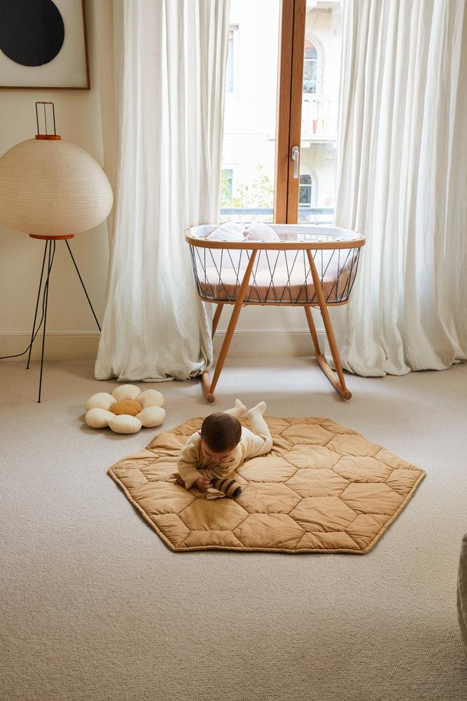 lorena canals PLAYMAT HONEYCOMB Solo hoy