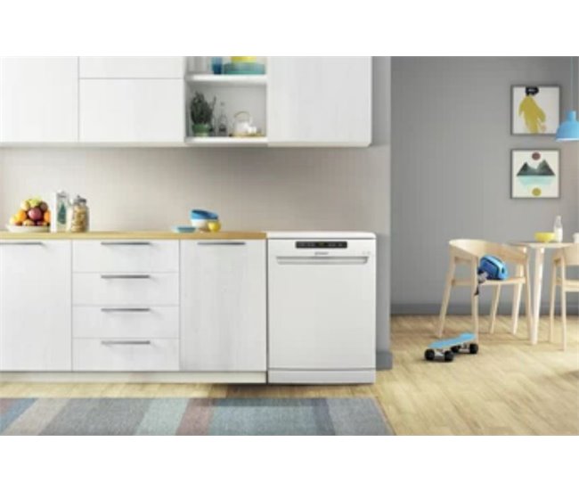 Conforama Lavavajillas 60cm 14 Cubiertos color blanco INDESIT DFO 3T133 A F Precios de Black Friday